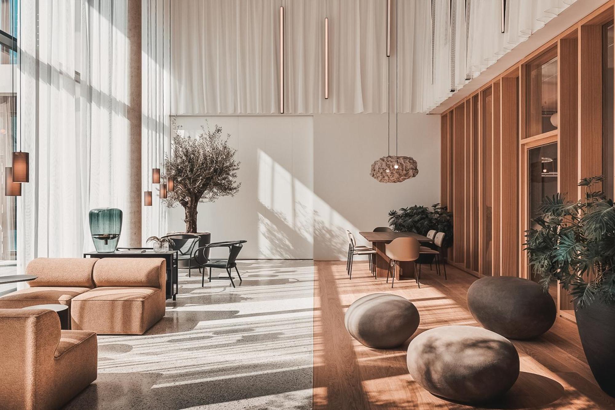 Kaiser Lodge - Rooftop Pool & Underground Car Park By Alpenluxus Appartements Wina Bagian luar foto