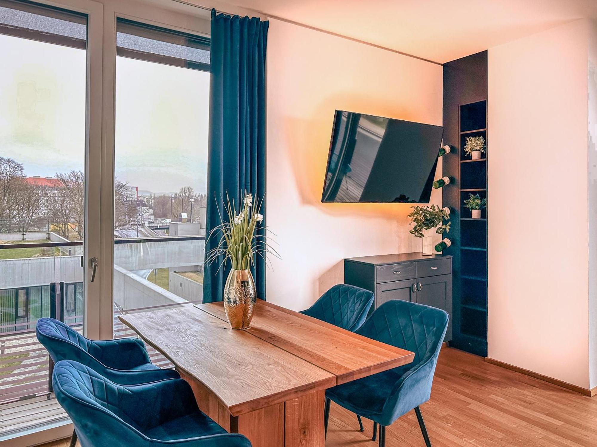 Kaiser Lodge - Rooftop Pool & Underground Car Park By Alpenluxus Appartements Wina Bagian luar foto