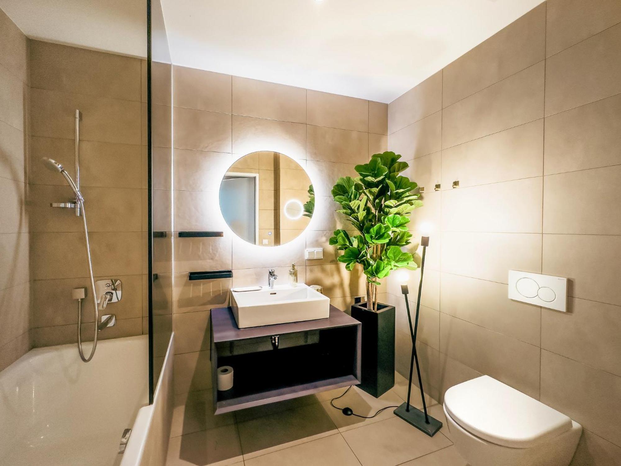 Kaiser Lodge - Rooftop Pool & Underground Car Park By Alpenluxus Appartements Wina Bagian luar foto